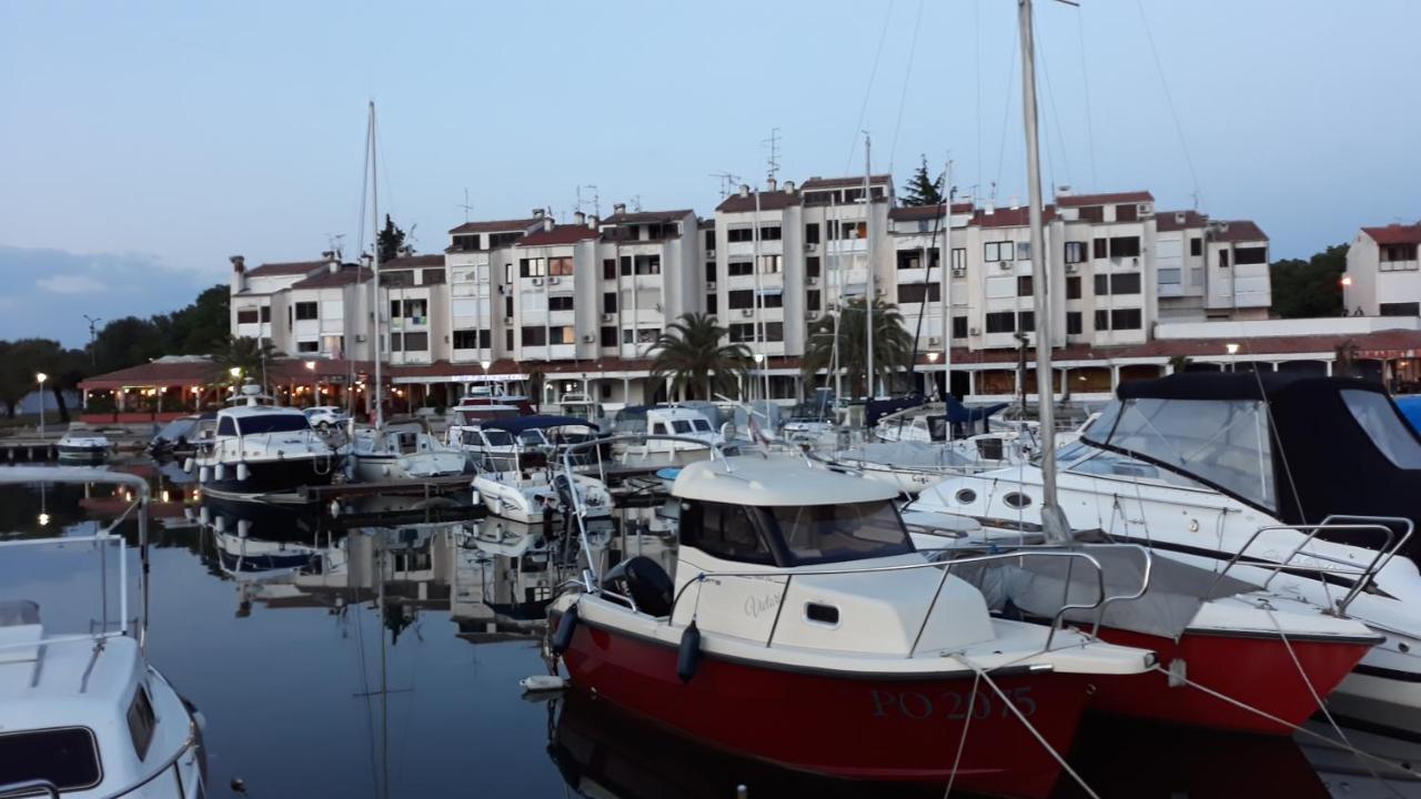 Apartmán Dom Loron Poreč Exteriér fotografie