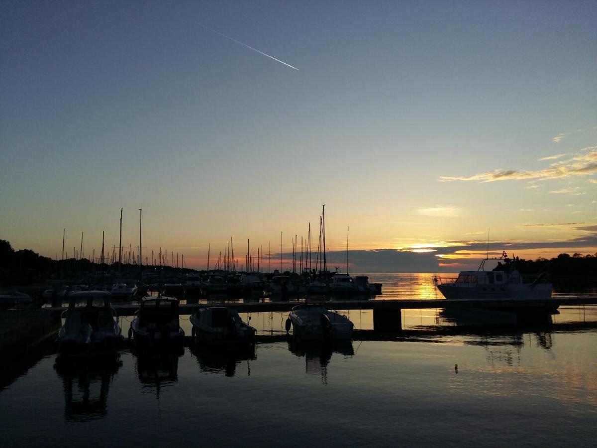 Apartmán Dom Loron Poreč Exteriér fotografie